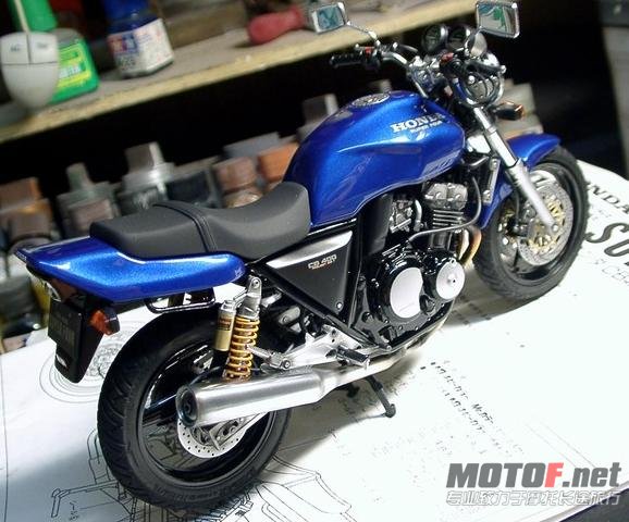 CB400.jpg