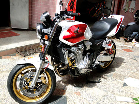 07CB1300