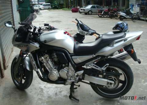 FZ1000