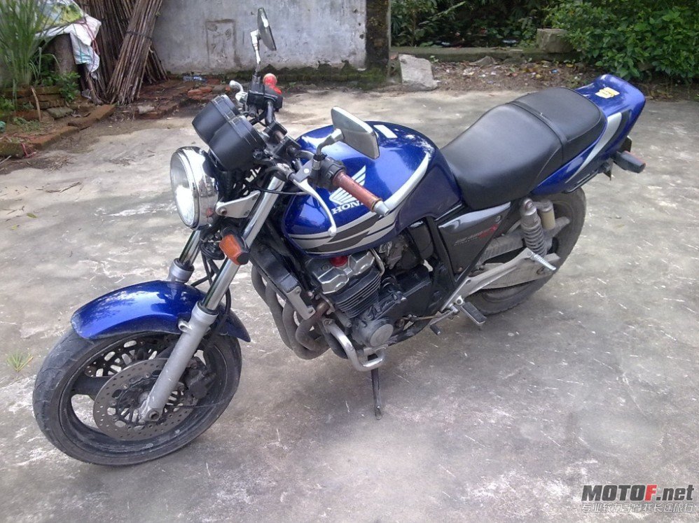 CB03.jpg