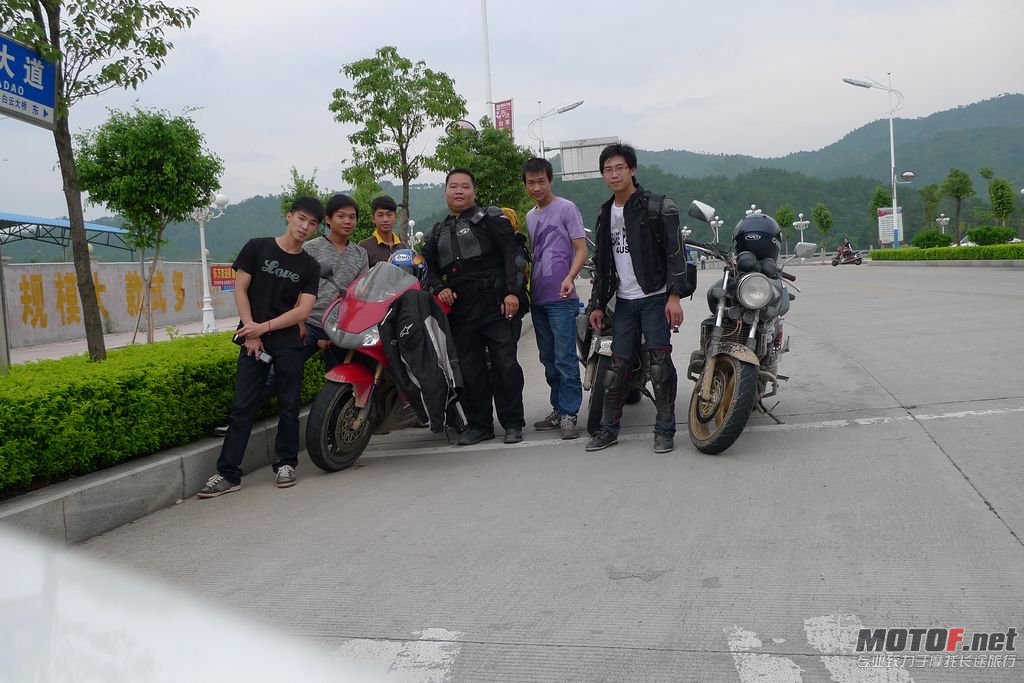 P1060001.jpg