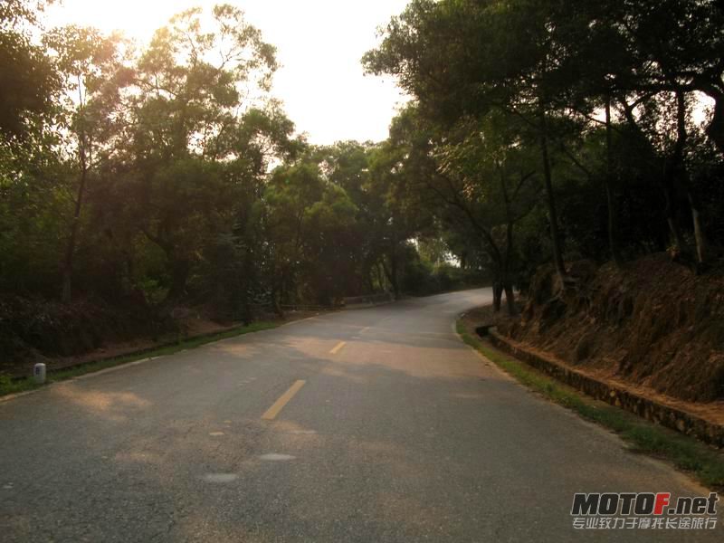 路 13.JPG