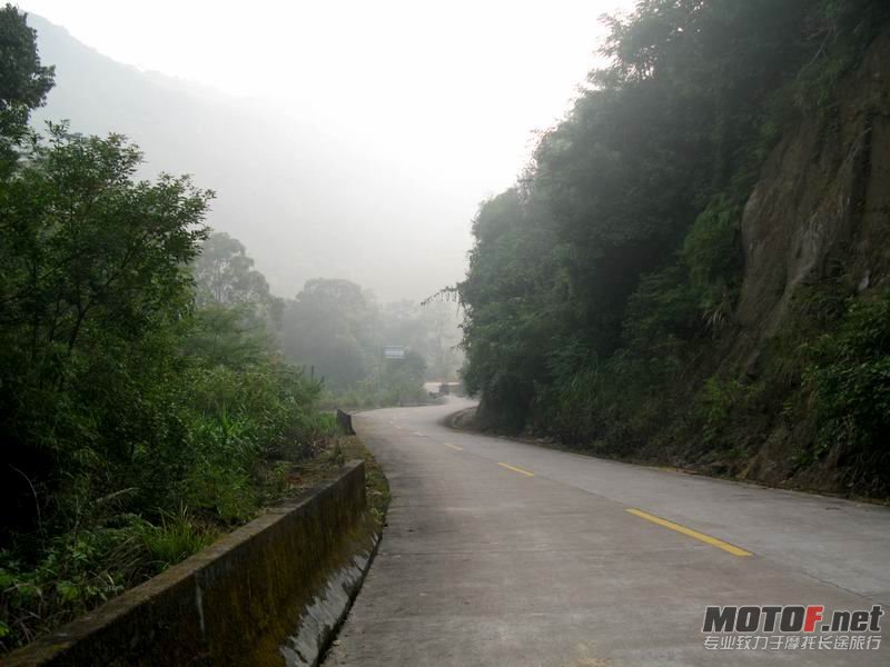 路 20.JPG