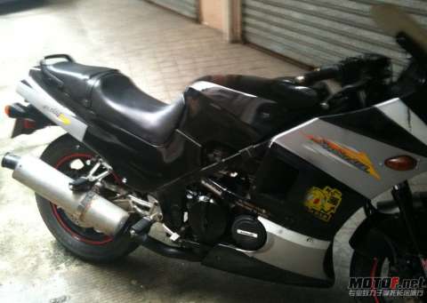 GPZ400