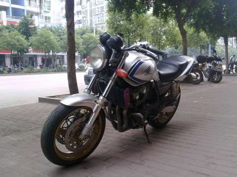 CB400一代