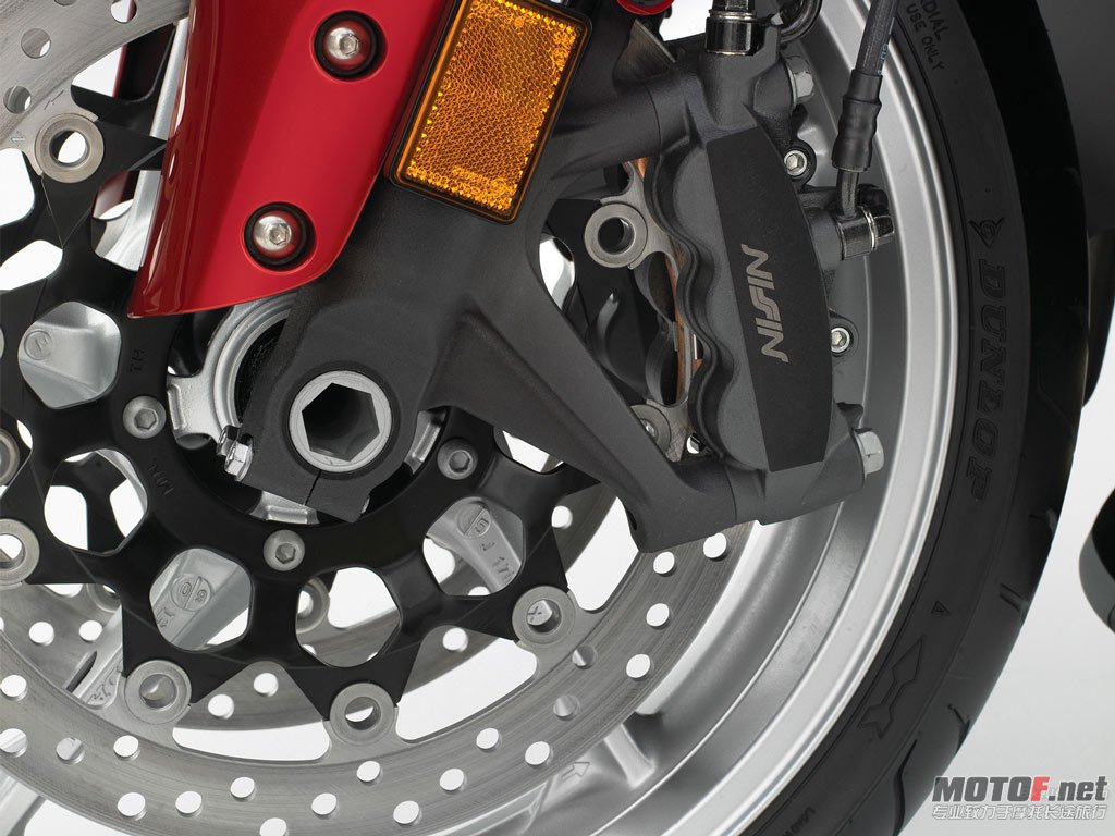Honda_VFR1200F_2010_41_1024x768.jpg