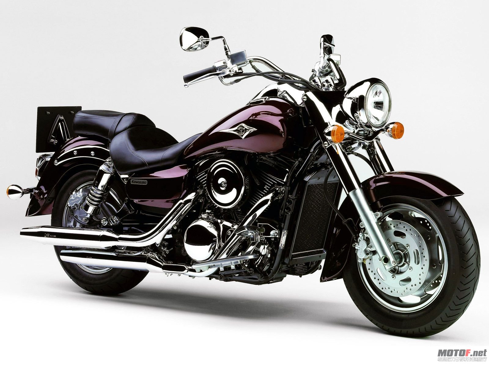 Kawasaki-VN-1600-Vulcan-Classic-2005-1-QGBPOS0PSJ-1600x1200.jpg