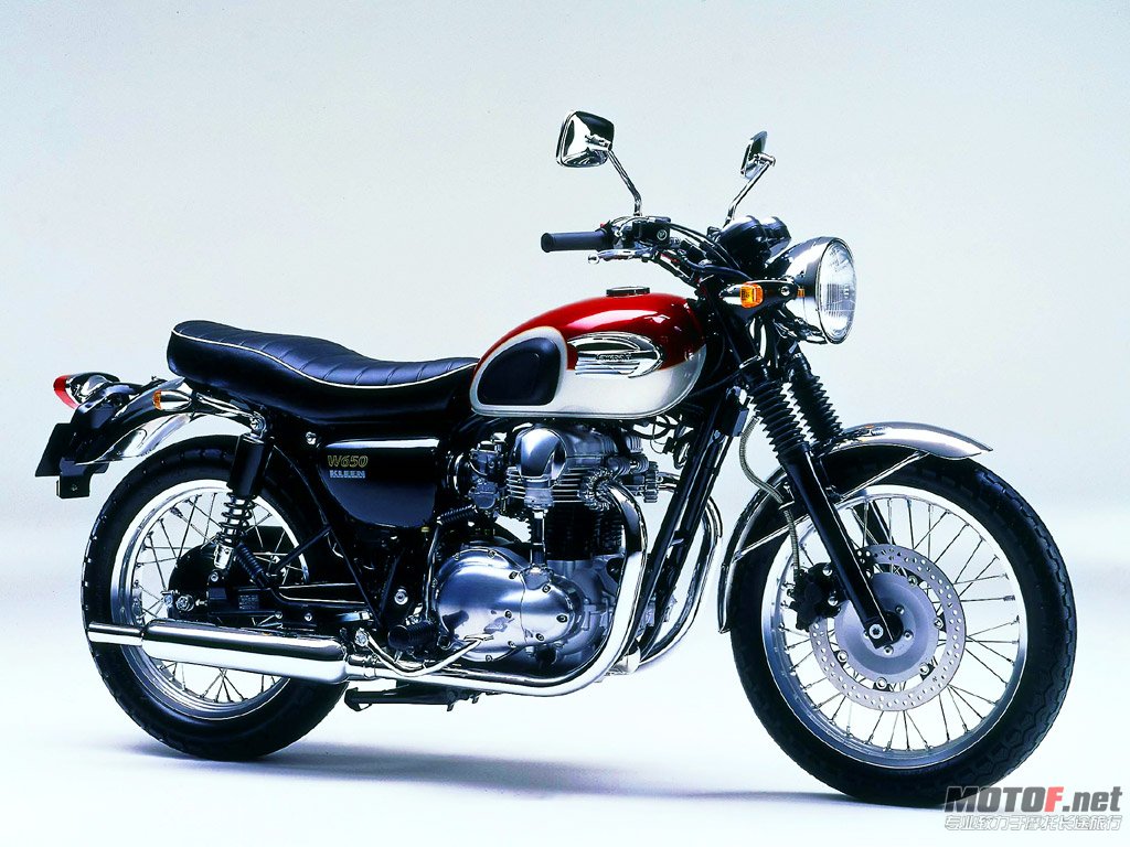Kawasaki-W650-2-188VPUUXX3-1024x768.jpg