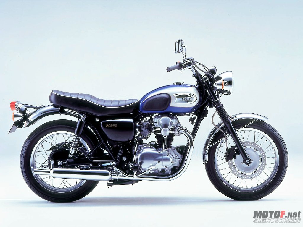 Kawasaki-W650-3-BCAEGJ5JVT-1024x768.jpg