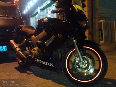 本田VTR1000