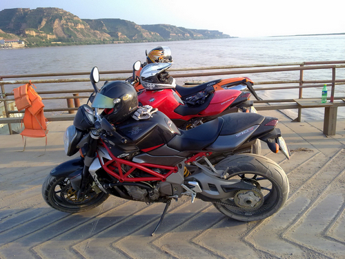 20100827692.jpg