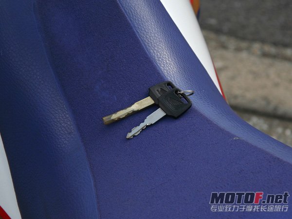 pointseal-img600x450-1286081634rkt9pd56318.jpg