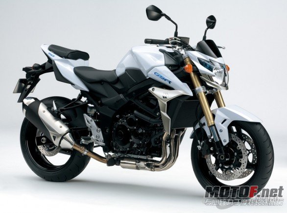 1Suzuki_GSR750_2011a_03.jpg