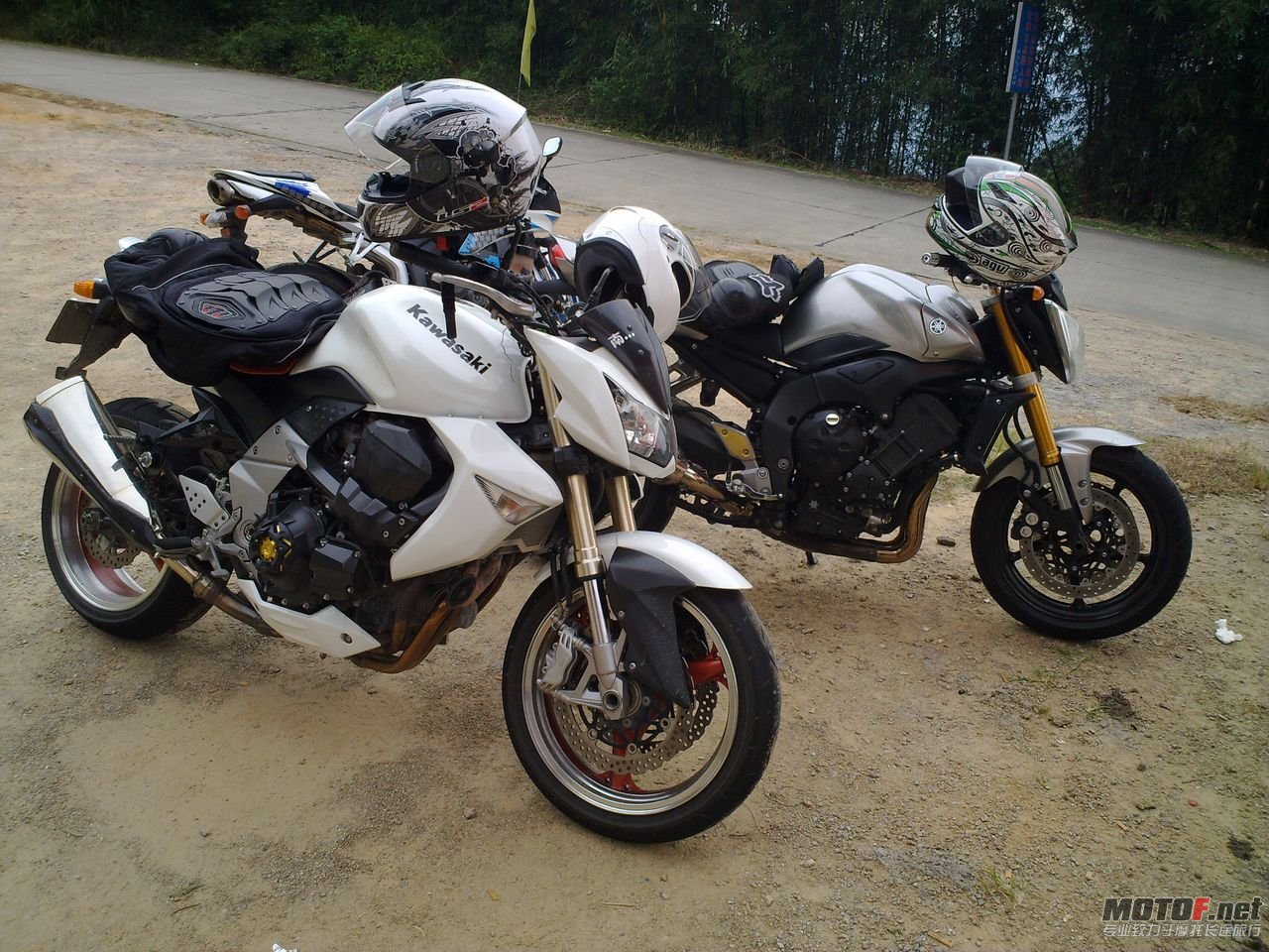 20101008803.jpg