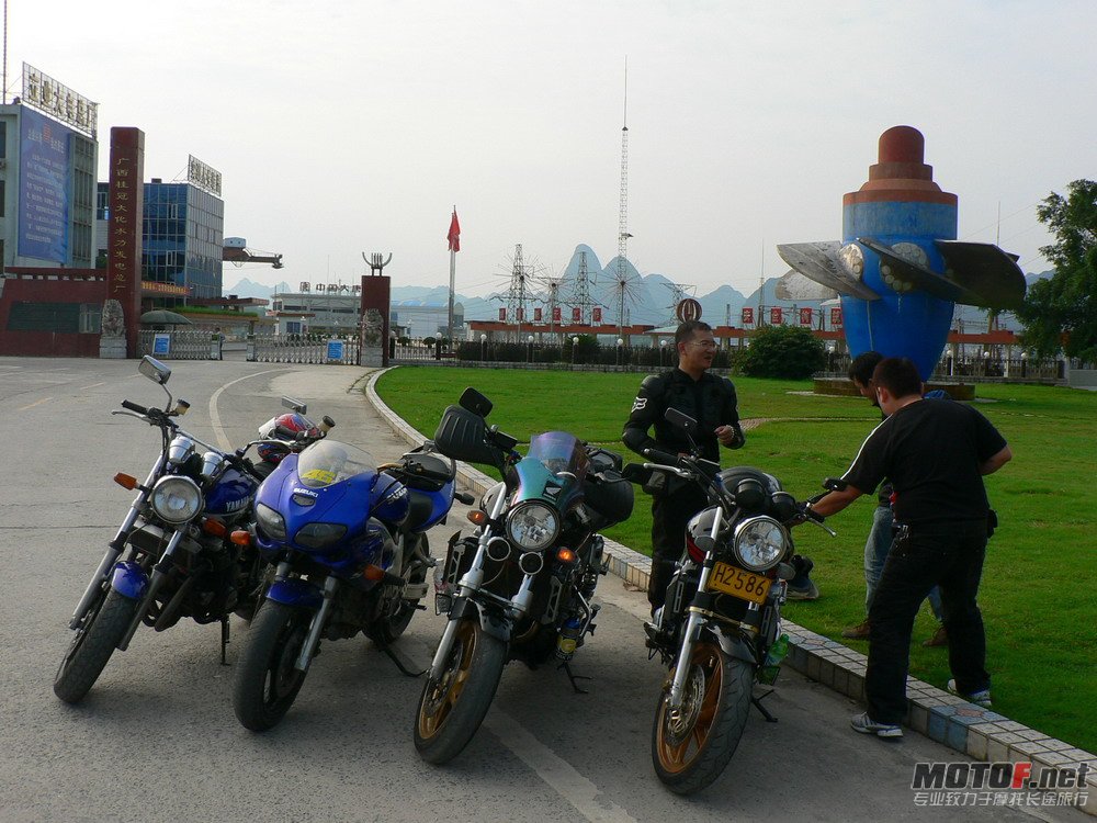 P1040346.jpg