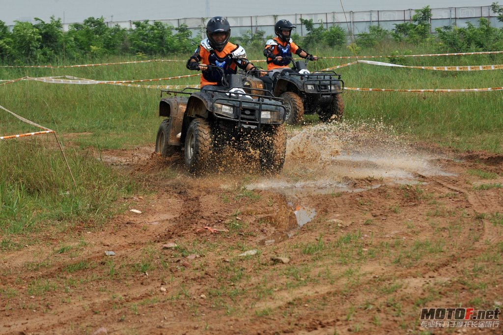 hb2010101319.jpg