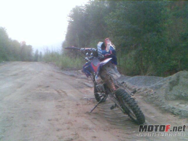 201010171716_00001.jpg