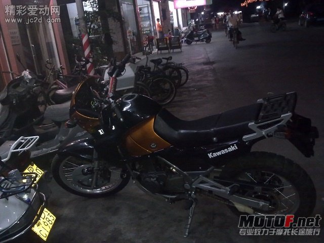 1139443sqm30f3a33gmlfl.jpg