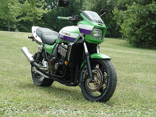 ZRX1100_rt_ft2.jpg