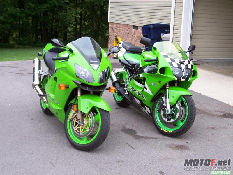 ZXR-750.jpg