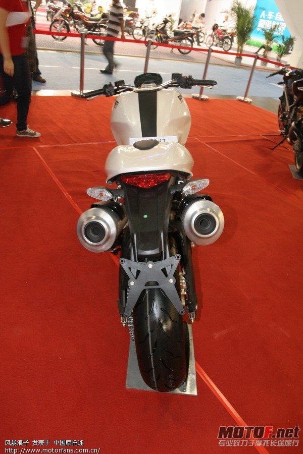 qGd6kJeCw6509.jpg