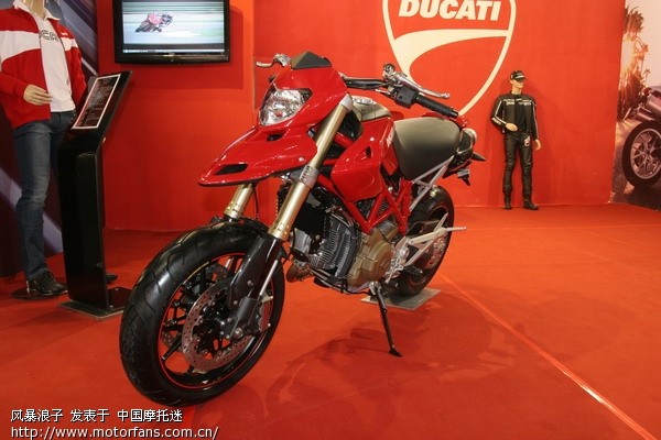 qZ0oh1xV21005.jpg