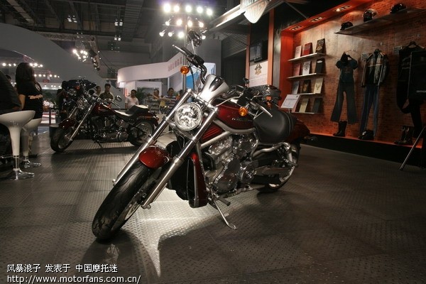 1qkm6RPUc8306.jpg