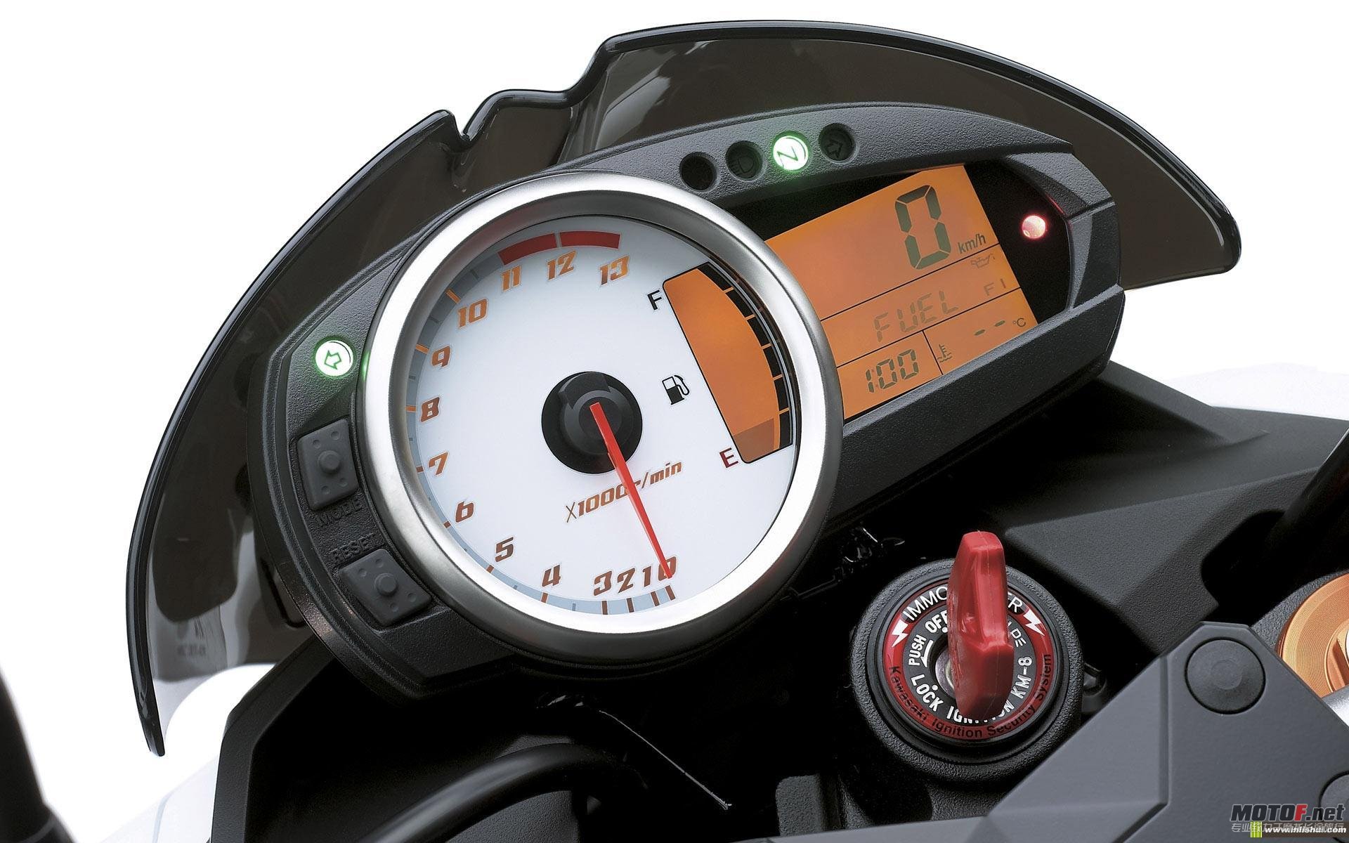 Moto25.jpg