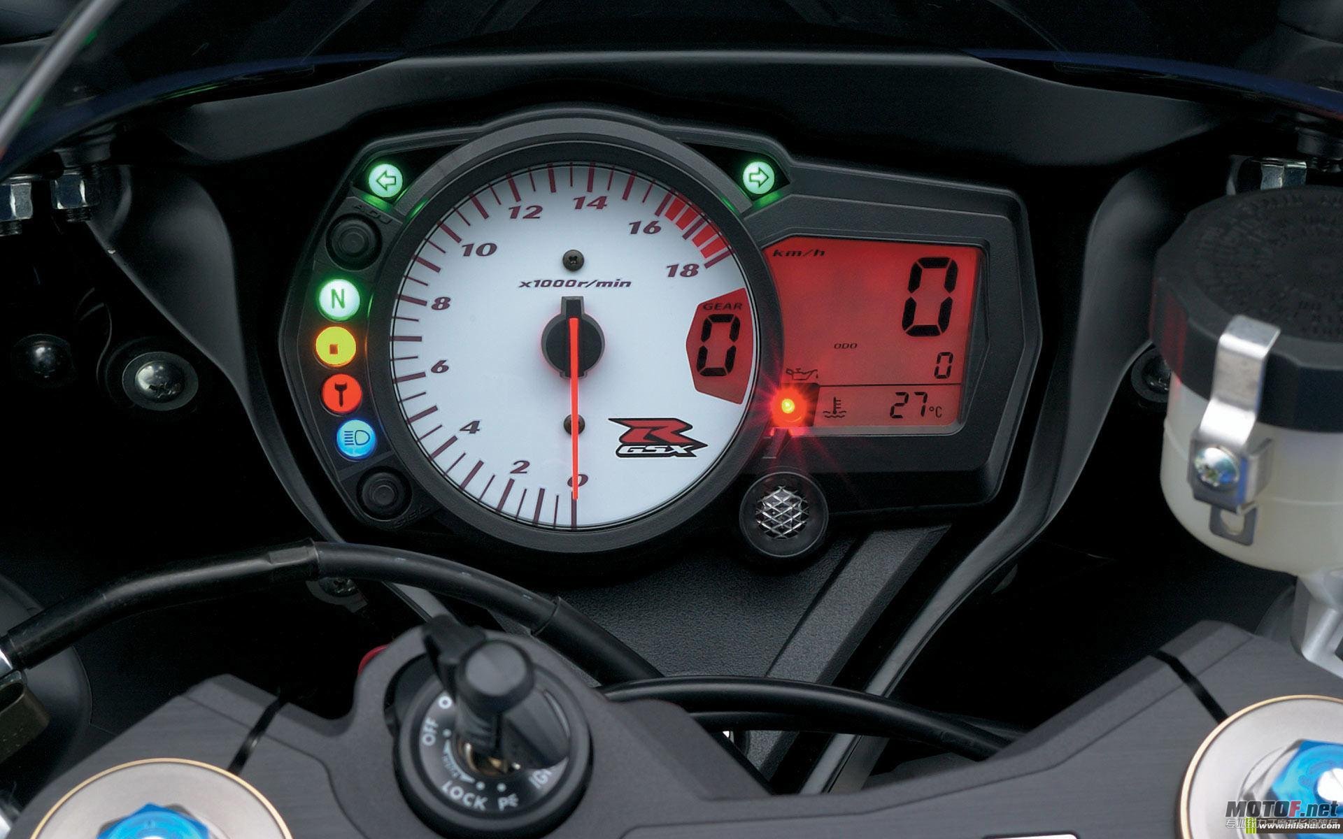 铃木GXS.jpg