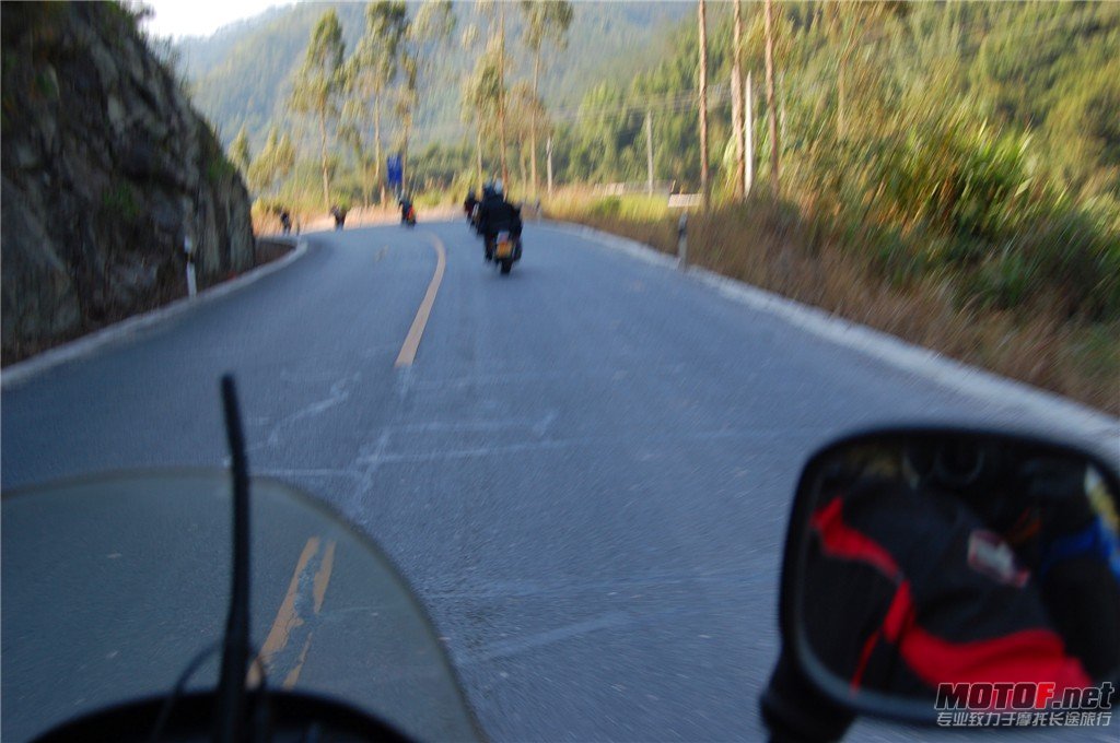 10110210591fb5522eff13c8ab.jpg