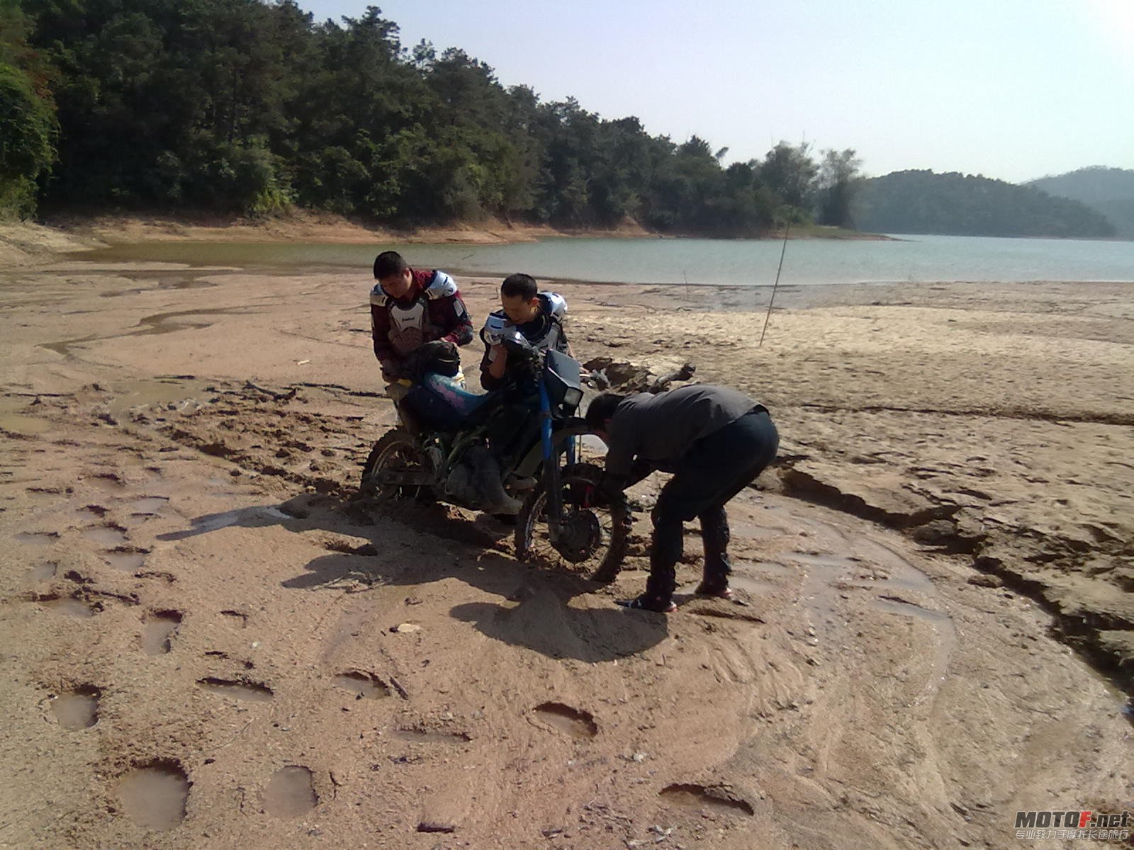 20101108078.jpg