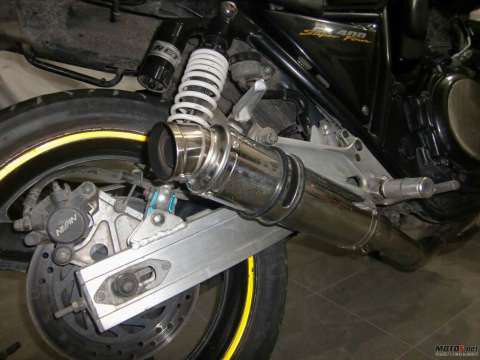 CB400