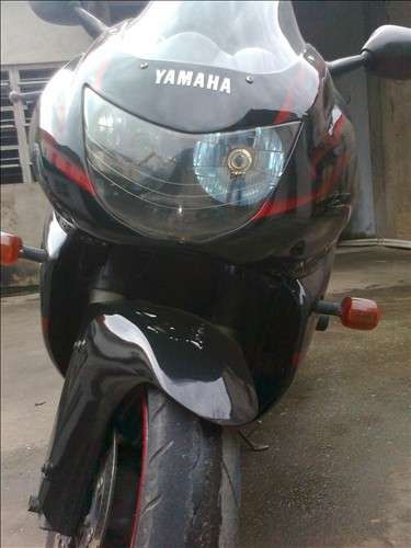 YZF1000