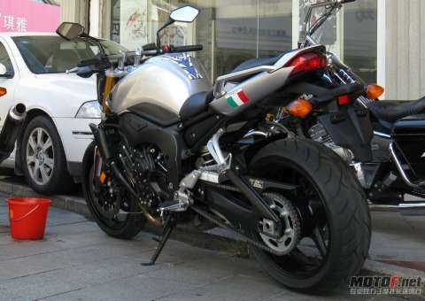 06年YAMAHA-FZ1N