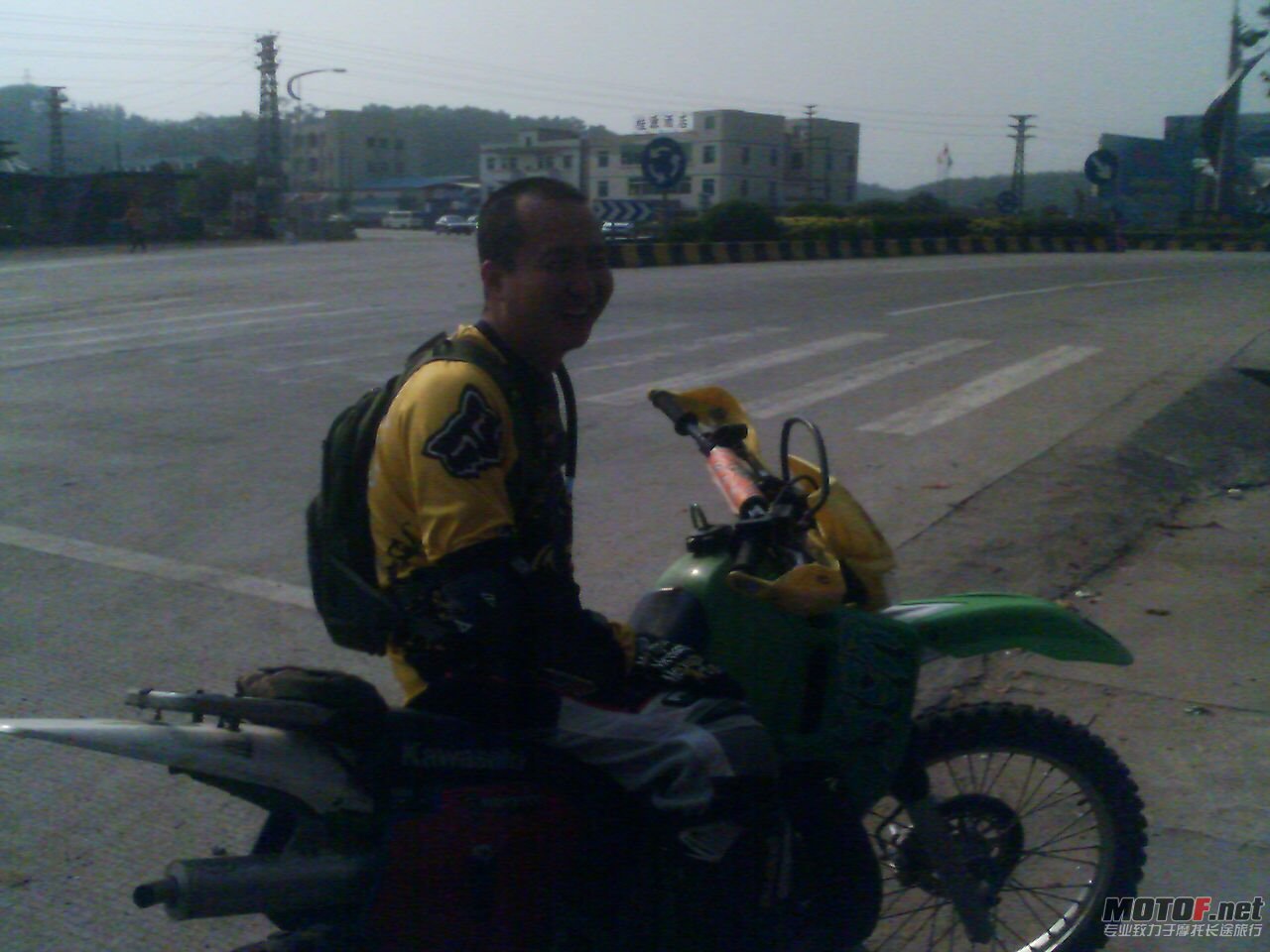 201011141429_00004.jpg