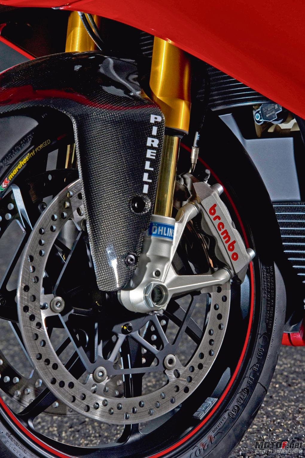 04ducati-1198sp.jpg