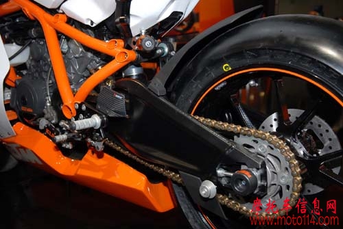 1_101009212317_5[1].jpg