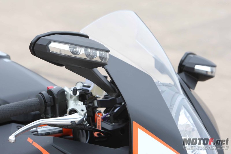 06KTM-RC8R.jpg