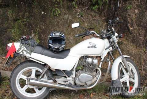 本田夜鹰CB250P