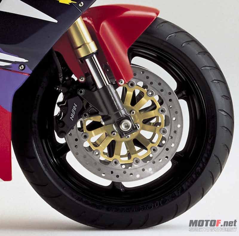MRVFR199-01.jpg