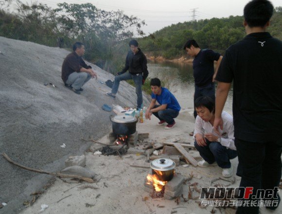 深圳龙坪机车