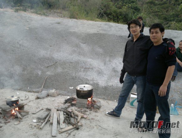 深圳龙坪机车 深圳华记and老世界
