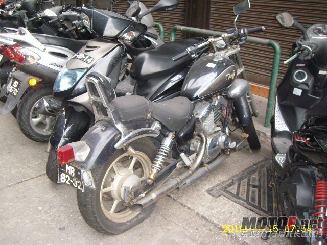 SL701505.JPG