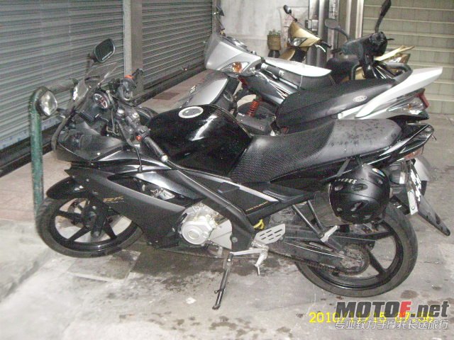 SL701509.JPG