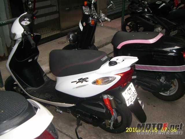 SL701517.JPG