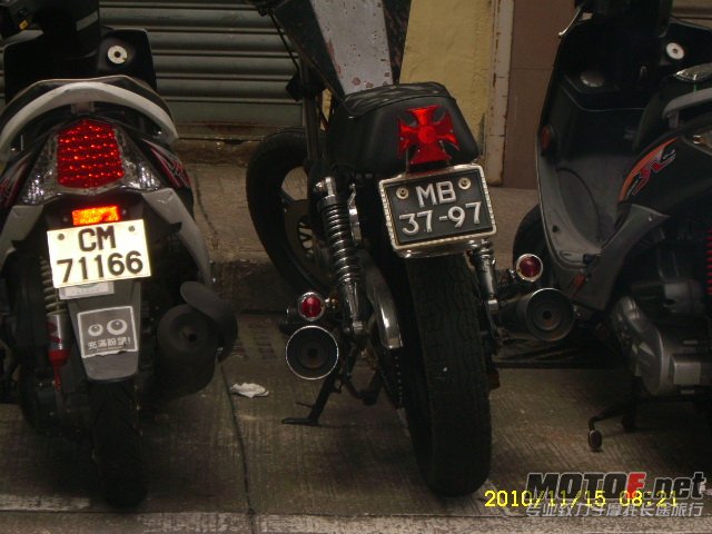 SL701520.JPG