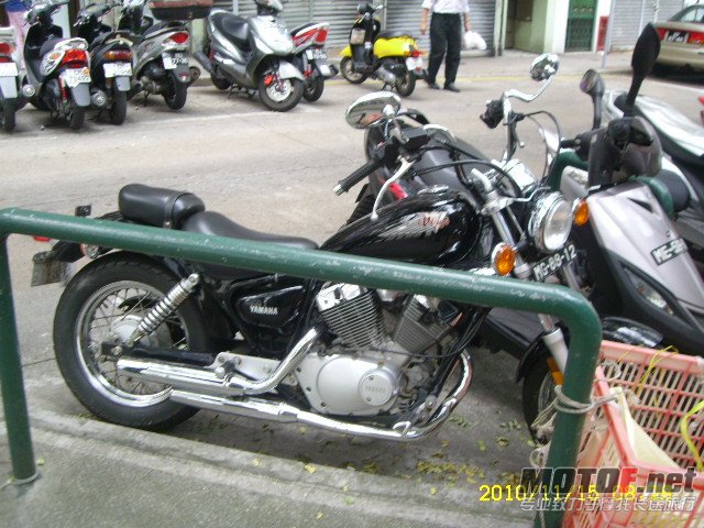SL701531.JPG