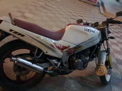 TZR125
