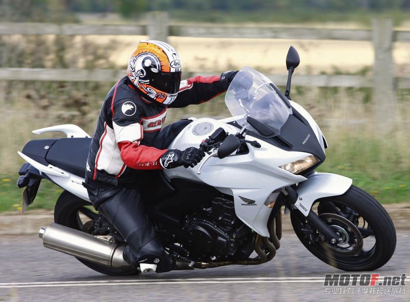 05honda-cbf1000.jpg