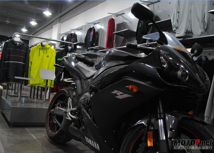 R1..jpg